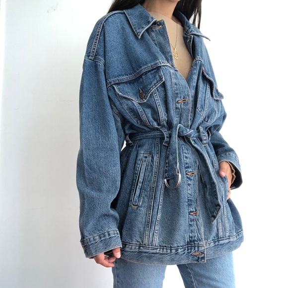 levi's belted denim trucker jacket